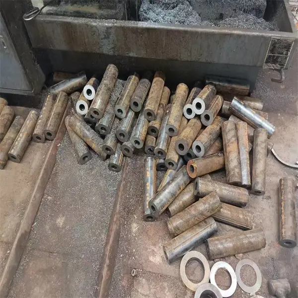 40Cr 合金无缝管 大口径厚壁合金无缝钢管144*30 小口径厚壁钢管切割
