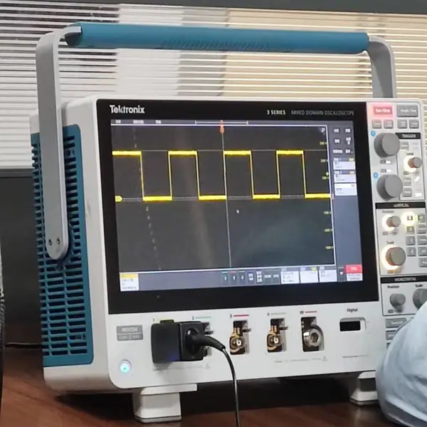 �ٷ�Tektronix��̩�ˡ��¿�MDO32�����ʾ����-2ͨ����1G����