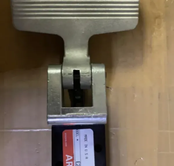 优势供应 ARO / Ingersoll-Rand 脚踏阀 E252FS