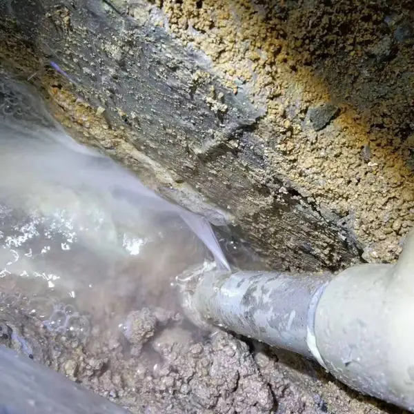 白云家庭给水管漏水检测维修,广州房屋渗水补漏水点