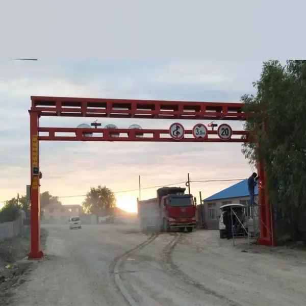 公路电动升降限高杆智能防撞电动升降限高杆升降偏移式限高杆