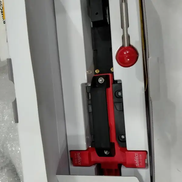 ��ͣ���� A22B-21-S SAFECT