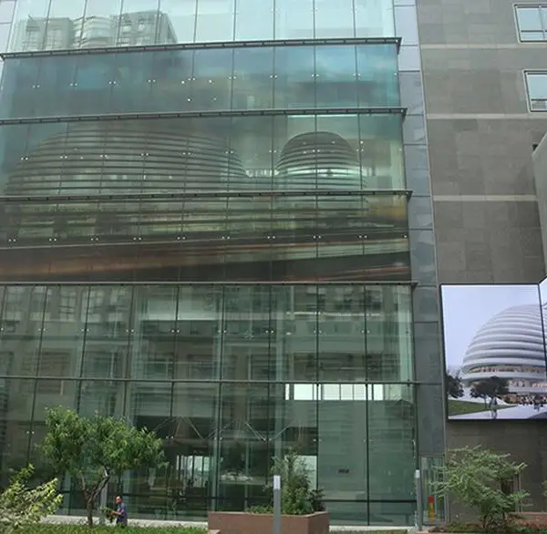 喷绘透明贴 广告背胶 贴玻璃 亚克力等透明介质 渲染场景 使用广泛