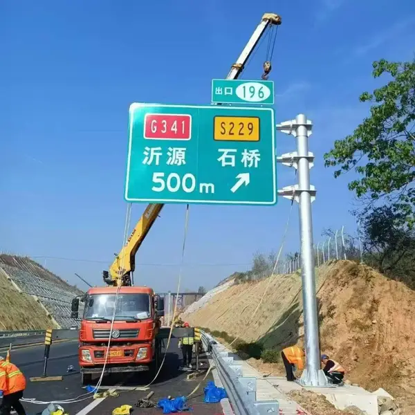 河北沧州道路热镀锌交通标志杆定制加工厂家