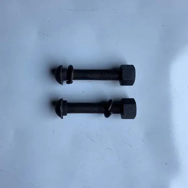 ��β��˨ 8.8����ǿ����β��˨ �а���˨ ������Ӱ���˨