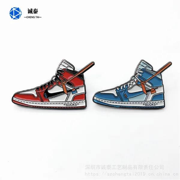 sucks鞋子徽章,定制服装胸章,品牌logo胸章厂
