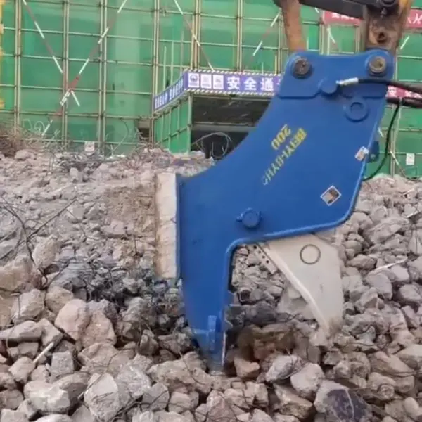 带吸盘液压钳工厂直销定制挖机属具高频粉碎钳挖掘机液压粉碎钳