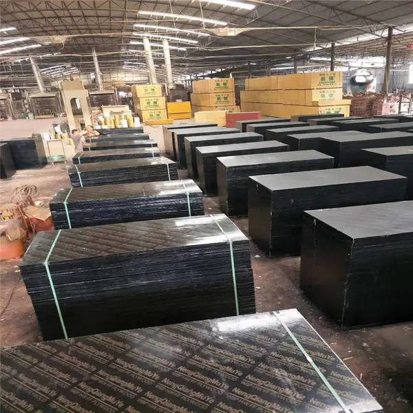 广西工地施工模板能强木业9层1.4公分厚