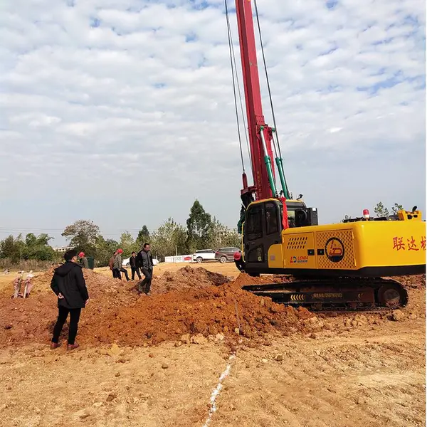联达建筑机械LD90H 宝峨打桩机 高速 履带旋挖机