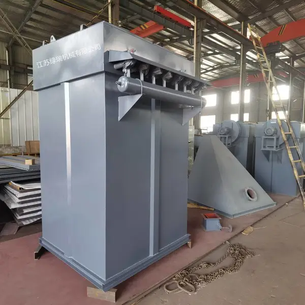 布袋除尘器 脉冲除尘器 水泥仓顶除尘 锅炉除尘器 木工车间工业除尘器 支持订制