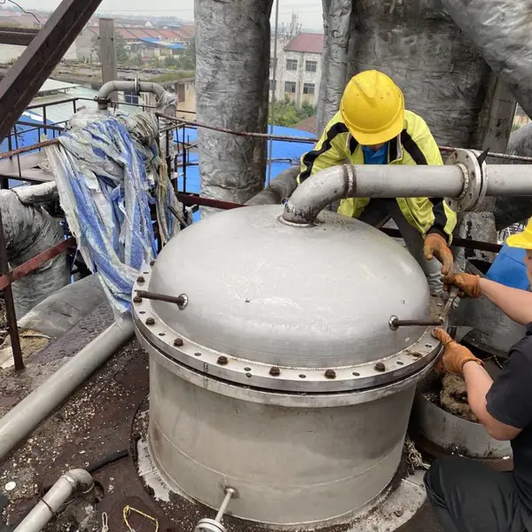 再沸器 化工设备 换热器 清洗维修 专注高压水清洗疏通 客户满意度高