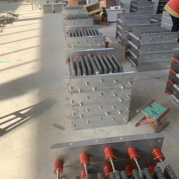 鲁杯电气中性点接地电阻器10KV-600A-10S实现故障线路快速切除 防止故障扩大为相间短路