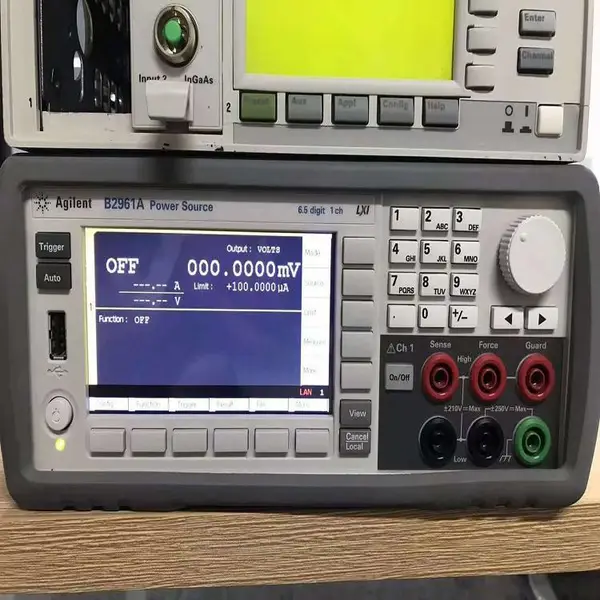ȫ�����ճ��۰�����B2961A��λ���������ԴKeysight B2961A