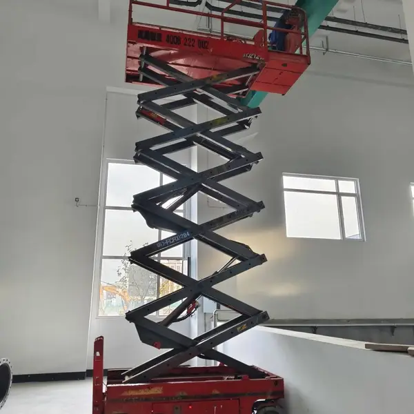 淄博市张店区升降机出租玻璃吸盘车租赁省时省心