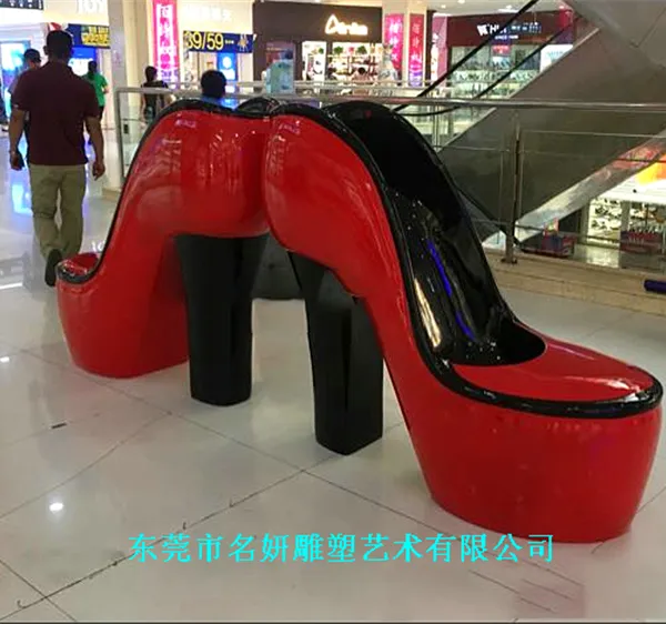 这些“精彩”无疑让人羡慕玻璃钢鞋子雕塑商场装饰摆件