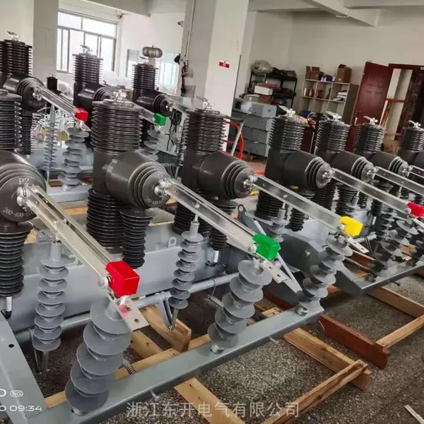 ZW32-40.5FG/1250-31.5������ն�·��������35KV���ϸ�ѹ��տ���