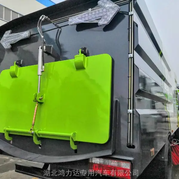 福建3吨扫路车价格 小型吸尘车报价