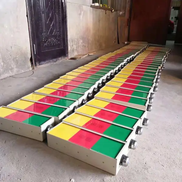 ��Ӧ�����ź�ָʾ��������˶������ź���