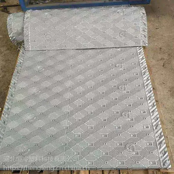 SPD-1000 ��ȴ��������о��ˮƬ ˹Ƶ������ 1000��850PVCɢ��Ƭ ����