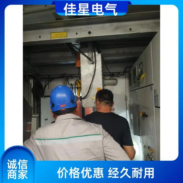 大型光伏电站变压器现场维保 核查油质密封件 更换易损件