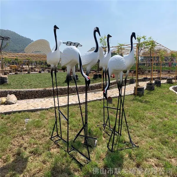 玻璃钢动物雕塑厂家 玻璃钢仙鹤雕塑造型 深圳玻璃钢树脂纤维雕塑