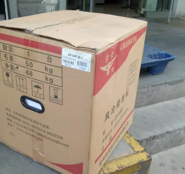 洛阳路通LTC08H压路机配套发动机总成 CF186F常发风冷柴油机