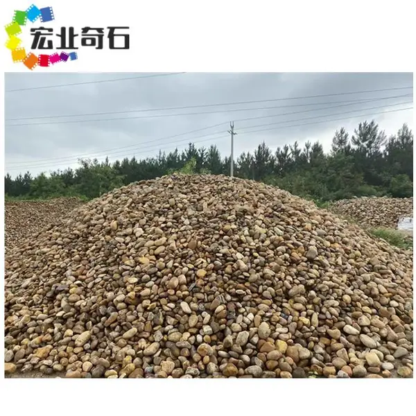 深圳鹅卵石的产地在哪里?鹅卵石铺面效果图-鹅卵石别墅转角装饰