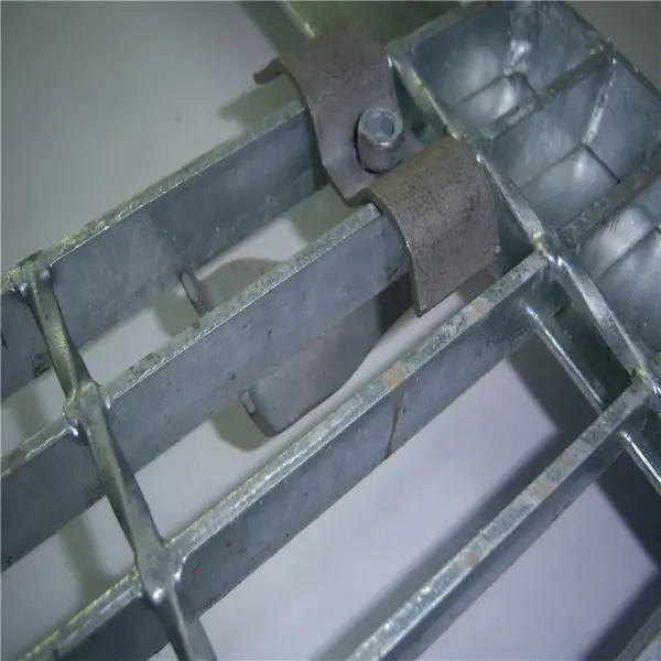 钢格板防盗扣 铸铁格栅板 阴沟盖板厂家