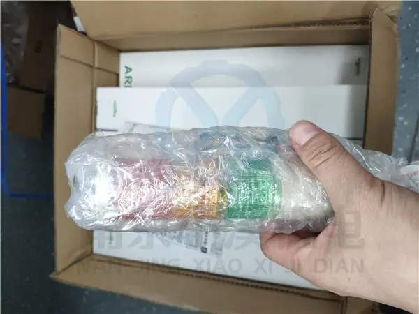 ����ֱ���ձ�ARROW����źŵ�UTL-100-1���ڶ� �۸��