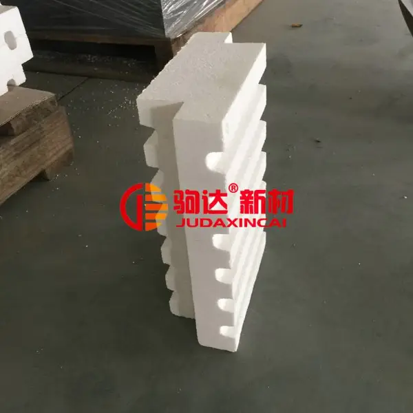郑州驹达异型耐火砖特异型耐火砖各种材质来图定做