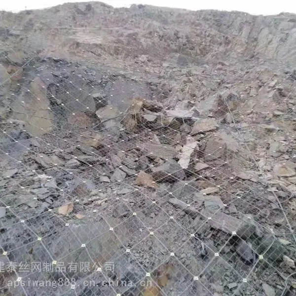 主动边坡防护网多少钱 包塑主动边坡防护网 云南省边坡防护网厂