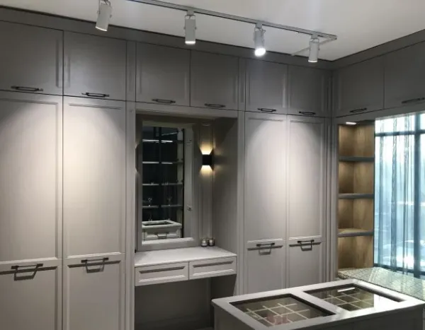 模压门板厂家吸塑烤漆门板全屋定制厂家加盟原木定制厂家十大品牌