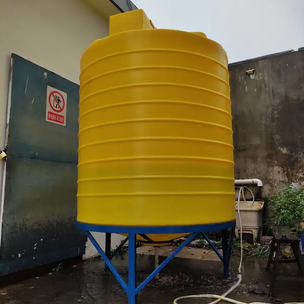 ����3��׶�����Ͻ���Ͱ 3000Lˮ������ҩ�� ţ��Ӻ���ҩ�޿���Ѵ��