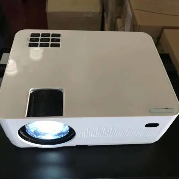 山东利米奇手机wifi投影机580包邮二手投影仪送投影幕投影机维修投影机灯泡批发