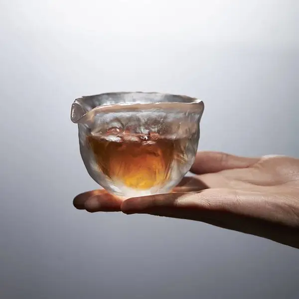 北京琉璃茶具茶杯定制,琉璃艺术茶杯,琉璃茶盘定制,水晶琉璃茶杯艺术品,琉璃伴手礼礼品