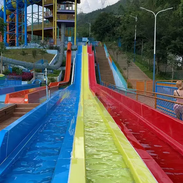���Ͷ�ͯˮ����԰��ʩ ���ⲣ���ֻ��� 10�׳��ֻ���Ӧ
