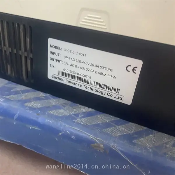 默纳克3000+一体机变频器 NICE-L-C-4011显示三个8故障维修
