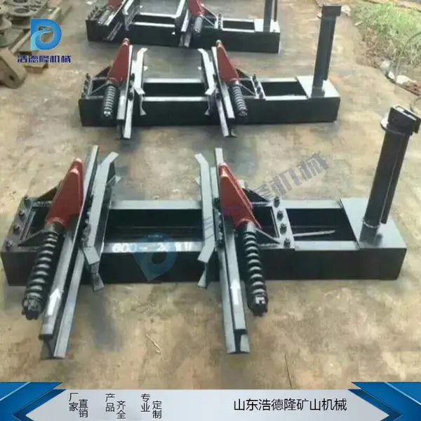 煤矿铁轨气动阻车器HZC-900系列抱轨式气动阻车器定位停车器