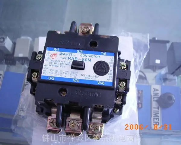 供应：`REXROTH Pneumatik阀5630209090，563 020 909 0机械阀5