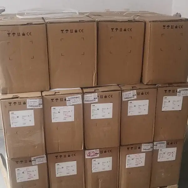 变频器ACS580-01-106A-4 039A 046A 062A 073A 088A 0***7