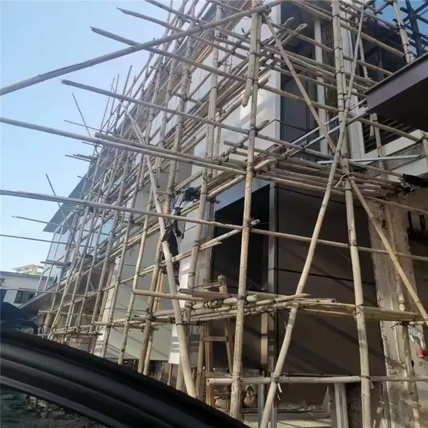 ��ͷ���������� ����ǽ�������� ���������Ͻ�Ļǽװ�β���
