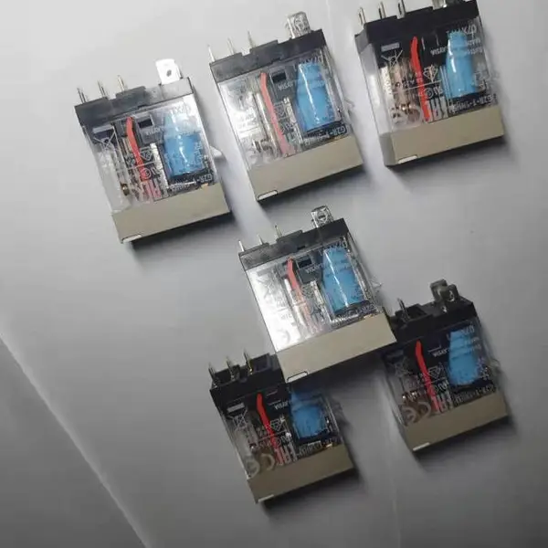 欧姆龙 G6K-2F-TR-12VDC直流电压12V贴片封装小型电磁信号继电器